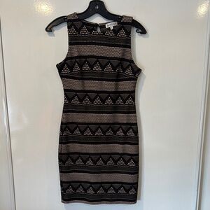 💙 Black and Tan Sleeveless Sheath Mini Dress